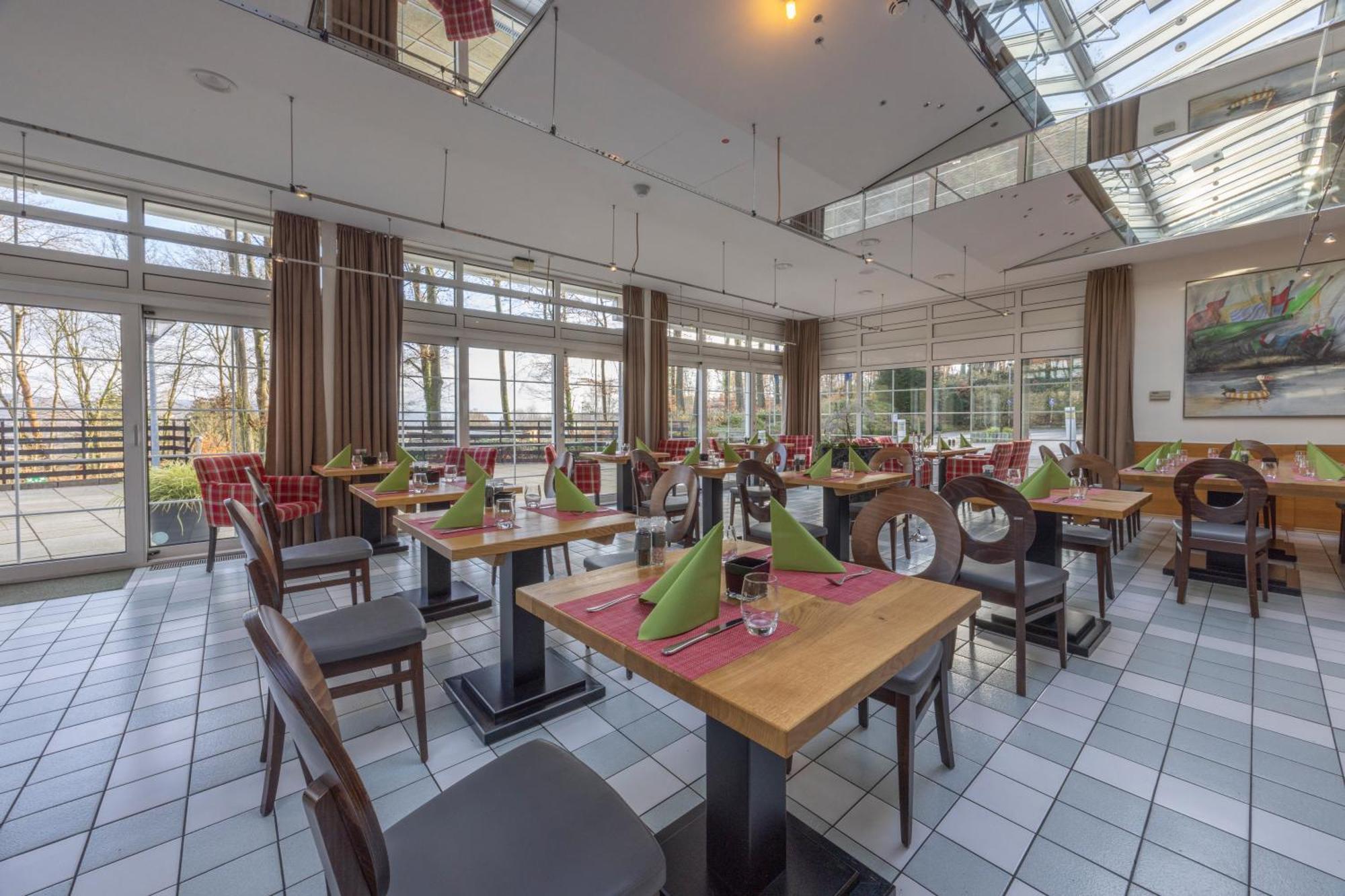 Fletcher Hotel-Restaurant Arnsberg-Sauerland Экстерьер фото